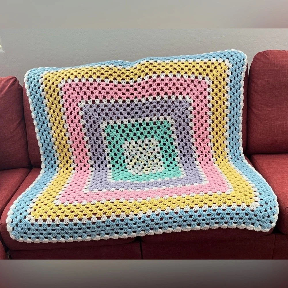 NEW Blanket Afghan Throw Handmade Multicolor Blue on Edge Sz 43